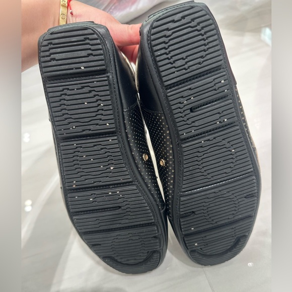 Black & Gold gucci sneakers - Picture 7 of 7